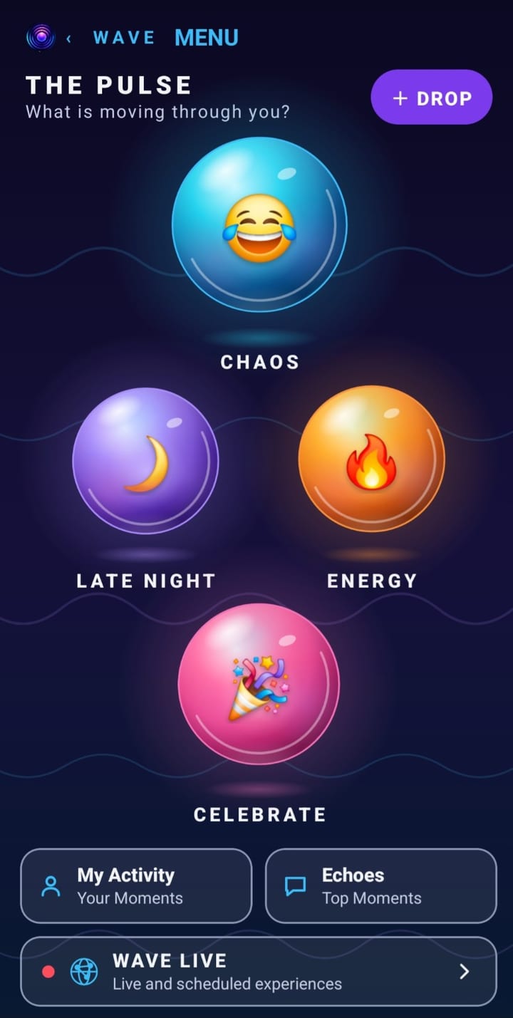 The Pulse in WAVE's dark appearance: four glowing Wave orbs, Chaos at the top, Late Night and Energy side by side, Celebrate at the bottom, with shortcuts to My Activity, Echoes and WAVE LIVE.